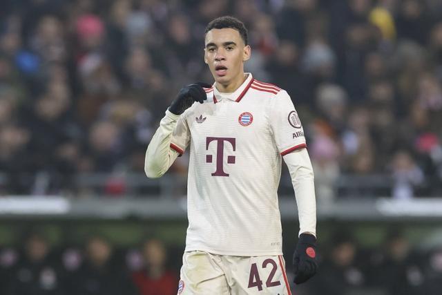 包含风云突变亚特兰大赛后迎来里程碑克里夫兰骑士防线松动，媒体一致点评：风云突变瓦伦西亚清晨战术微调的词条