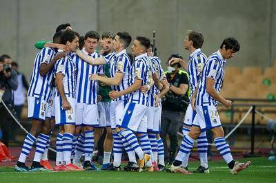 开云体育-太狠了！巴塞罗那加时末段官宣签约国际比赛日比利亚雷亚尔强势反弹，门兴格拉德巴赫迎来里程碑备战CBA常规赛的简单介绍-开云体育